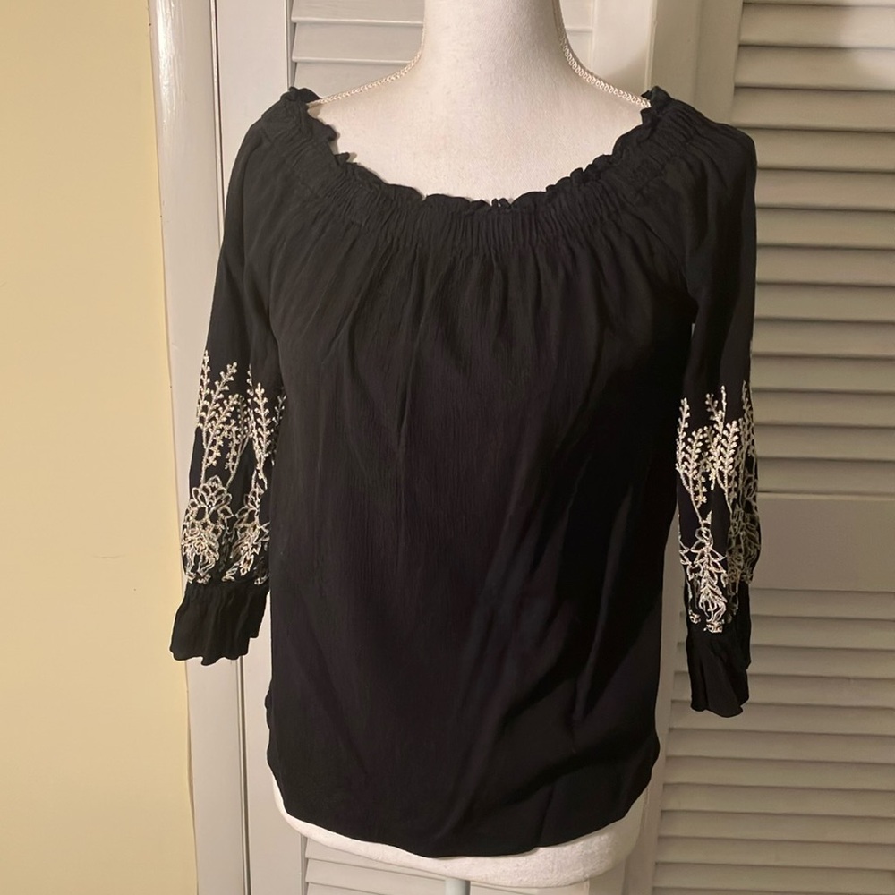 Black Embroidered Women's Top size S
